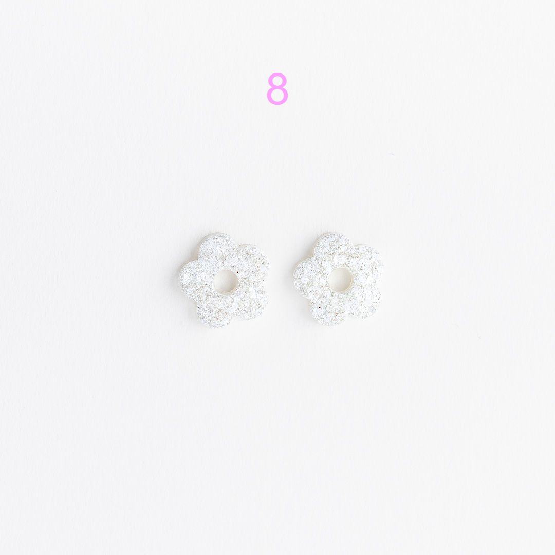 Charms mini Fleur – Choisissez votre paire parmi 12 créations