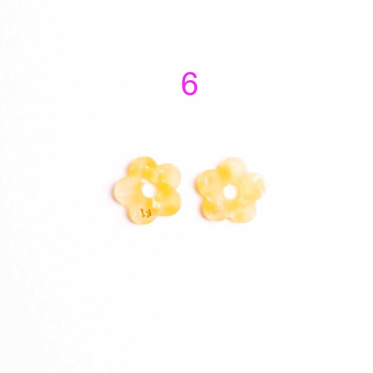 Charms Mini Fleur Acétate | Choisissez votre paire parmi 9 créations