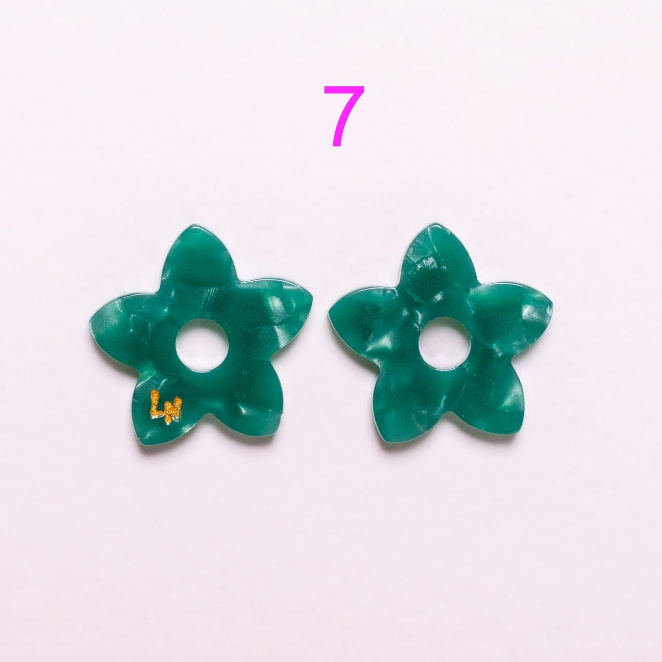 Charms Tiaré Acétate | Choisissez votre paire parmi 9 créations