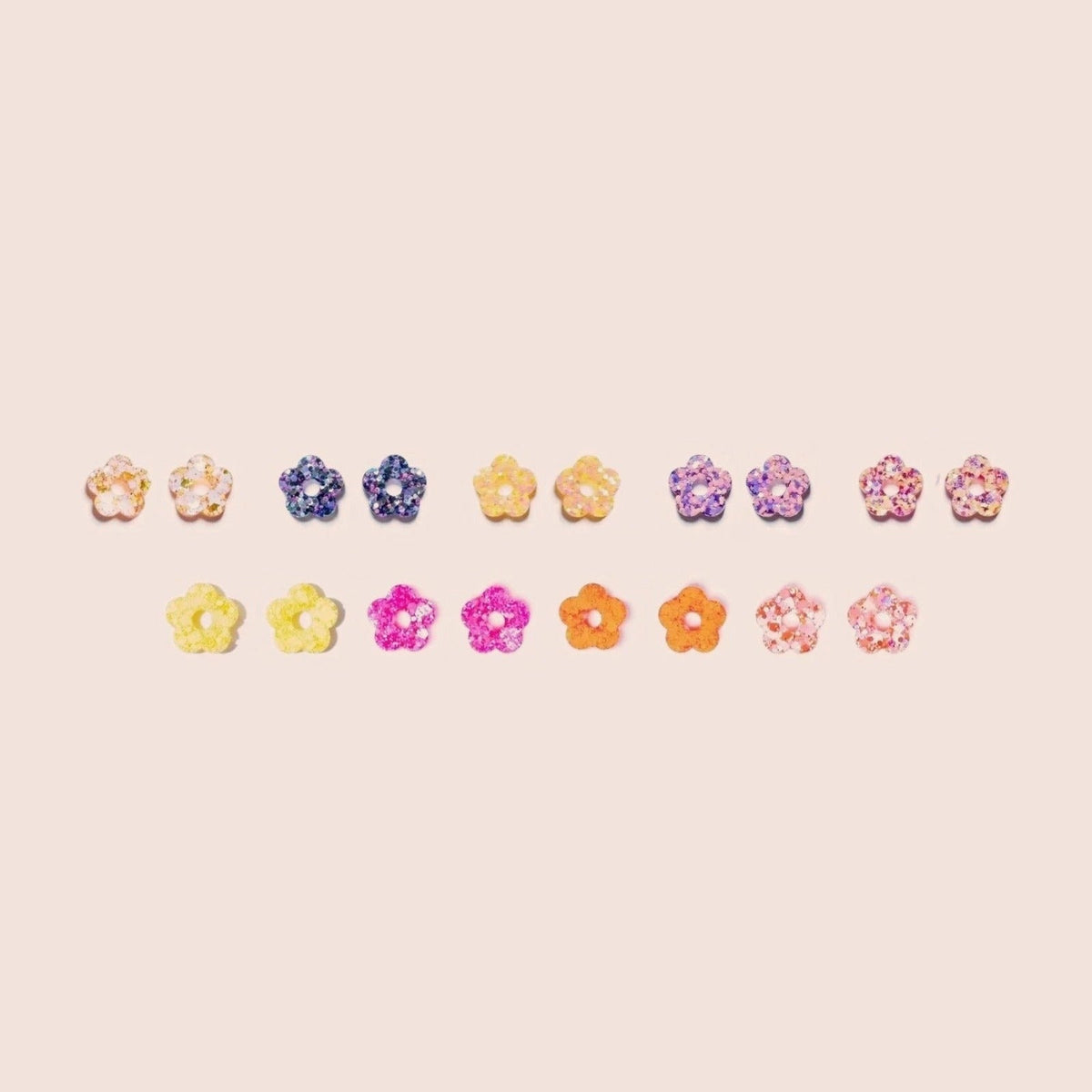 Charms Mini Fleur Dernières pièces : toutes les paires disponibles – Les Nicolettes