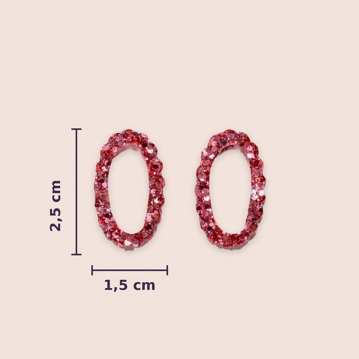 Taille réelle des charms Ovale : 2,5 cm de haut et 1,5 cm de large