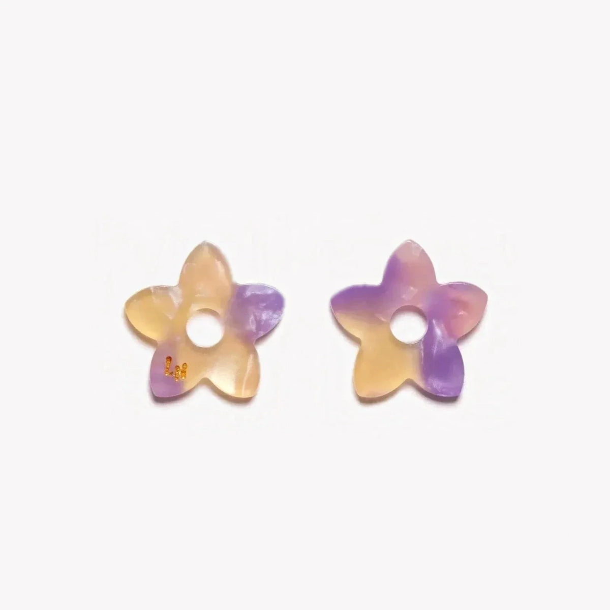 Pair of Acetate Tiaré charms in Ombré Yellow Lilac (no. 4) – Les Nicolettes