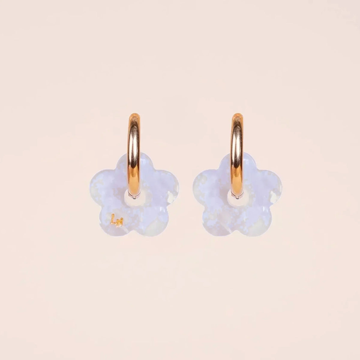 Créoles Fleur Acétate Blanc Nacré – Les Nicolettes