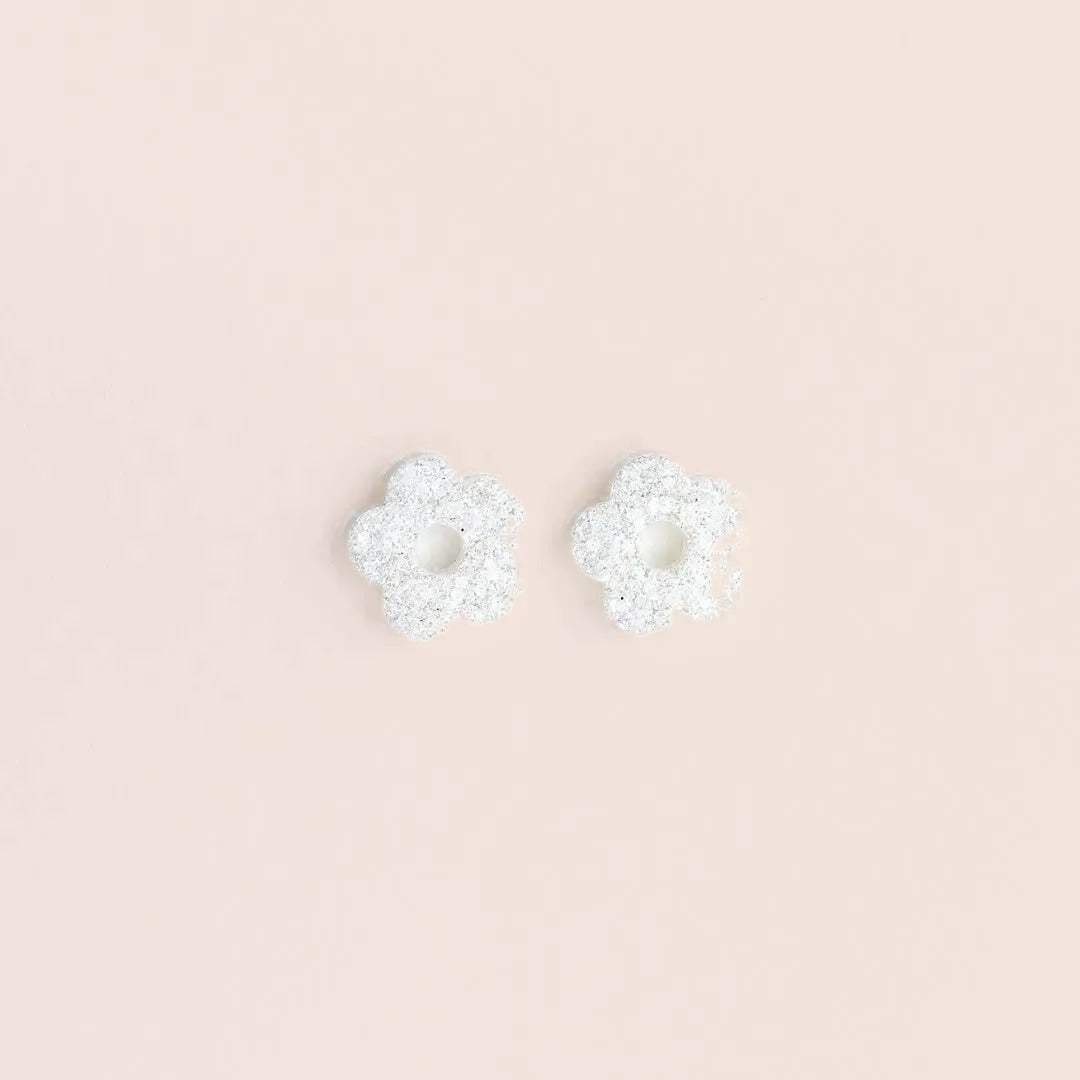 Créoles Mini Fleur Ivoire – Les Nicolettes