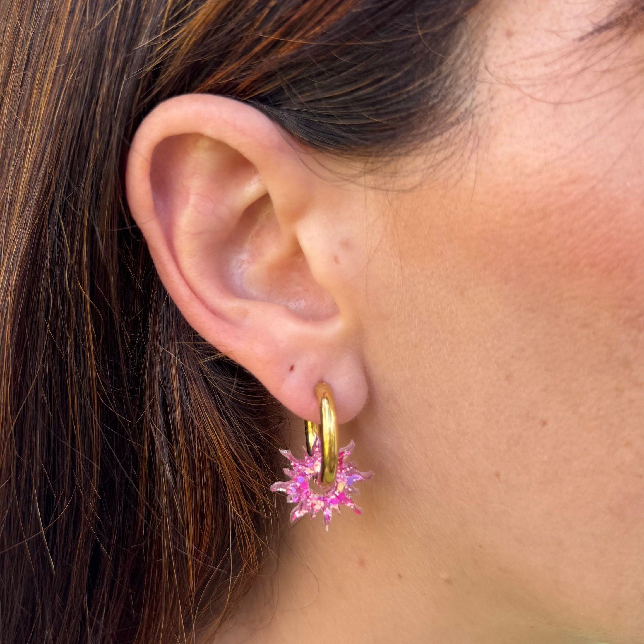 Pendientes de aro Soleil Barbiecore