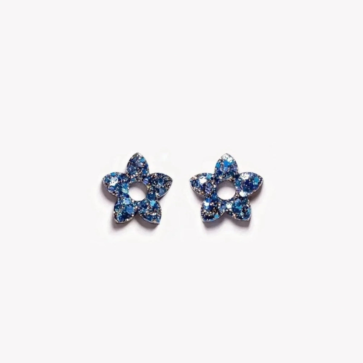 Pair of Mini Tiaré charms in Mix Blue (no. 8) – Les Nicolettes