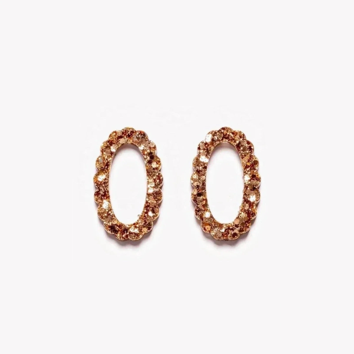 Pair of Oval charms in Champagne (no. 13) – Les Nicolettes