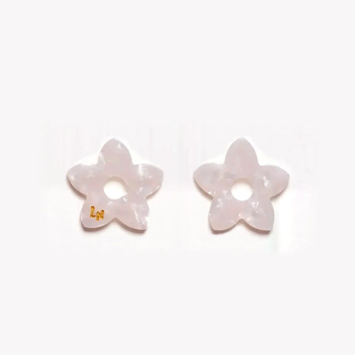Paire de charms Tiaré Acétate coloris Blanc Nacré (n°5) – Les Nicolettes