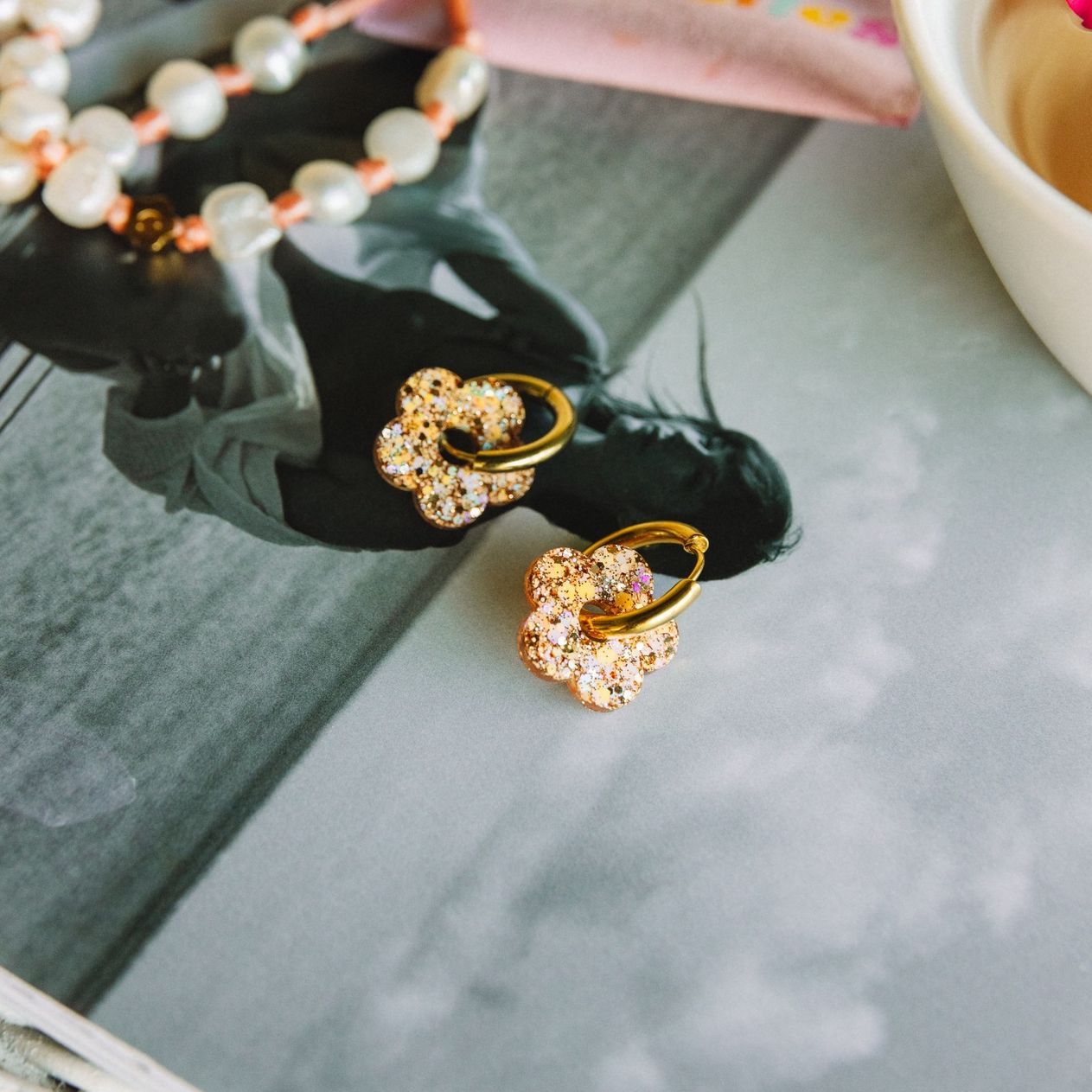 Hoops Flower Peach Champagne
